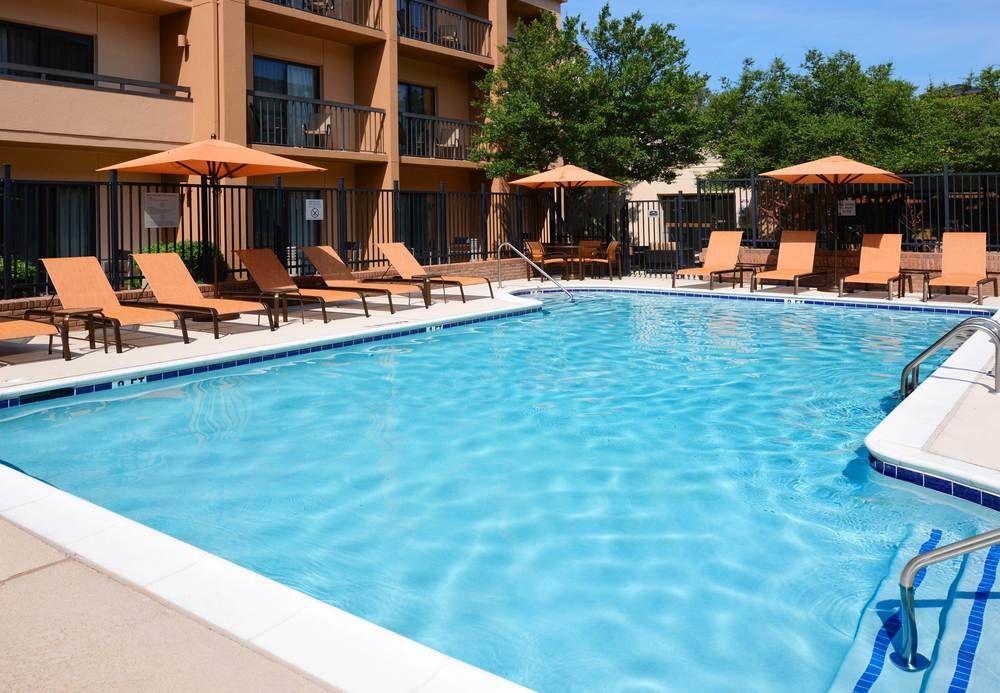 Courtyard By Marriott Dallas Richardson At Spring Valley Exterior photo