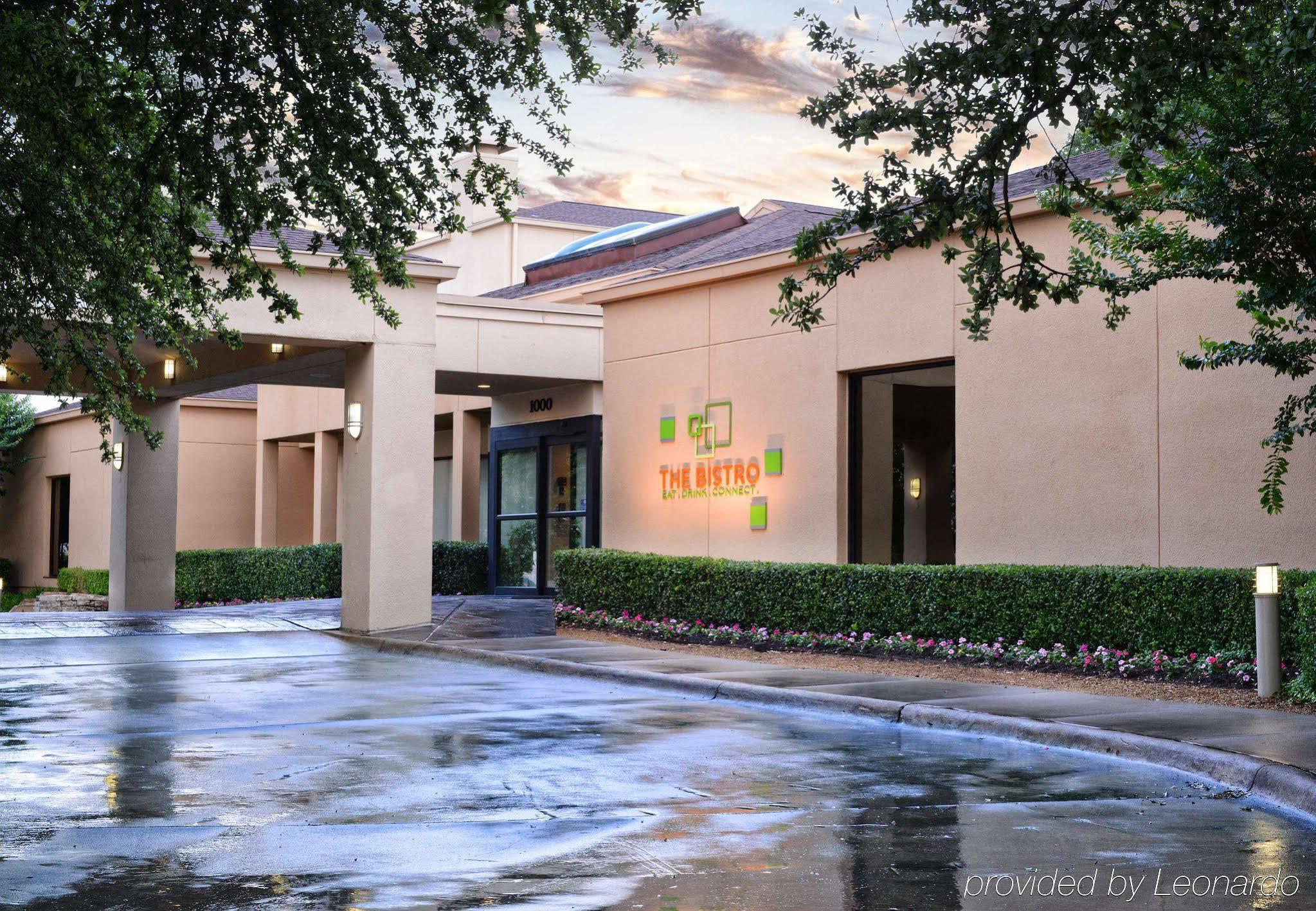 Courtyard By Marriott Dallas Richardson At Spring Valley Hotel Exterior photo