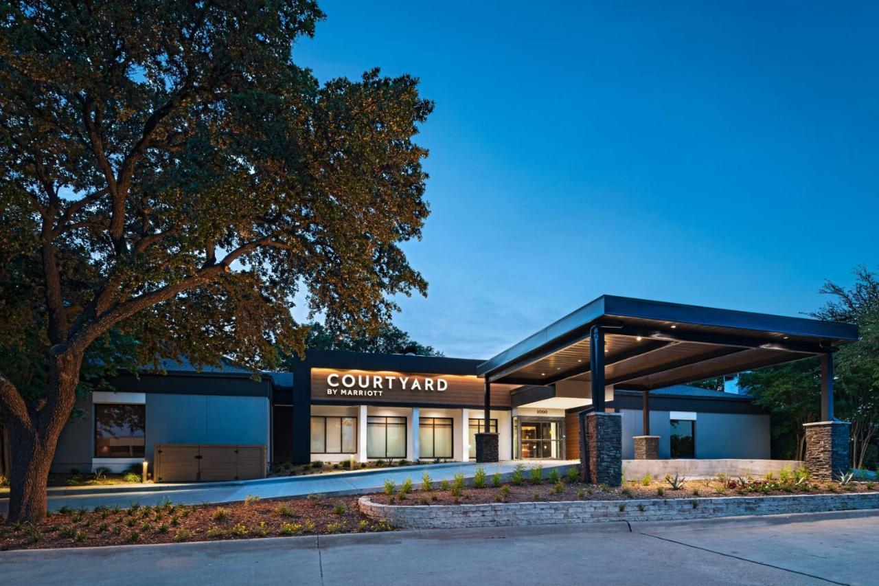 Courtyard By Marriott Dallas Richardson At Spring Valley Hotel Exterior photo