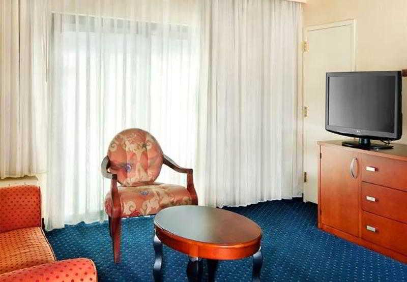 Courtyard By Marriott Dallas Richardson At Spring Valley Room photo